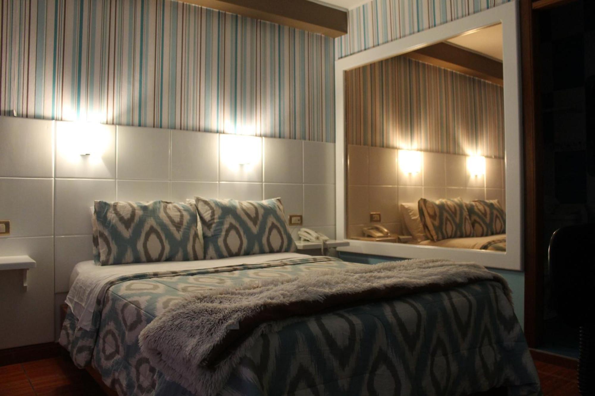 Hotel Venecia Уануко Номер фото